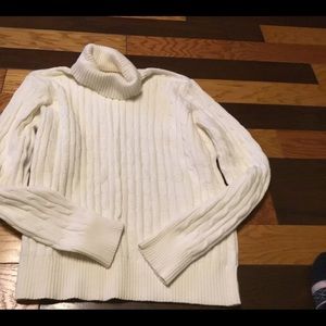 St John’s Bay XL off white cable knit turtleneck